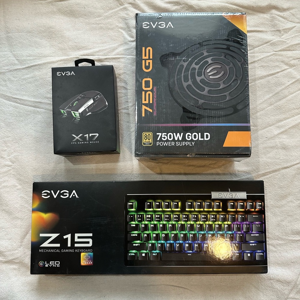 EVGA Gaming Bundle - Z15 Keyboard, X17 Mouse, 750 W Gold Power Supply NIB